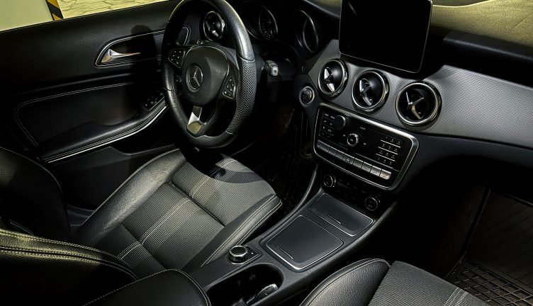 Mercedes-Benz GLA 250 4MATIC