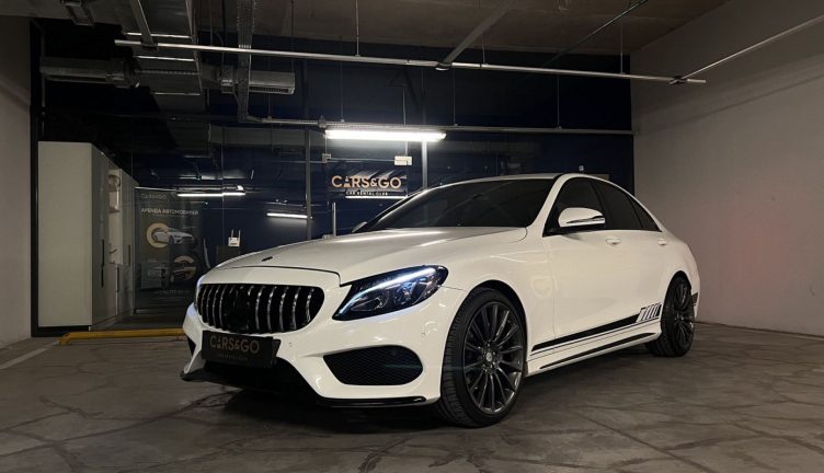 Mercedes-Benz C180