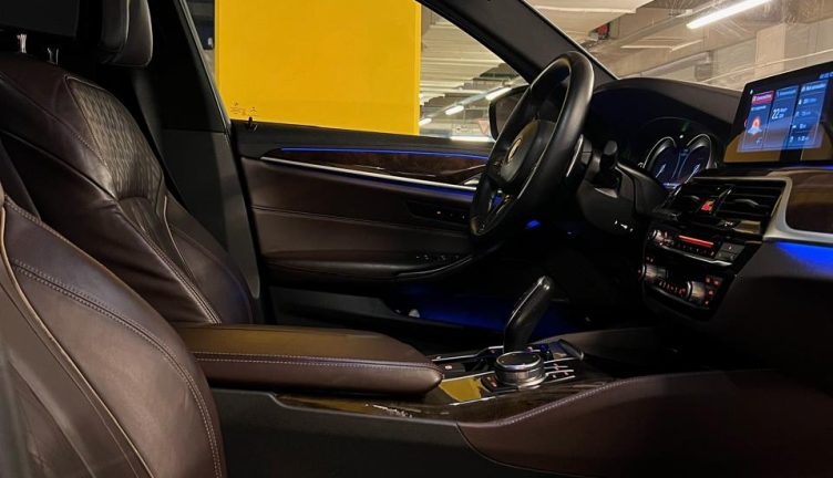BMW 530